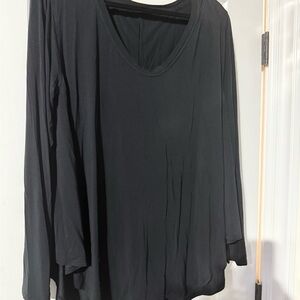 lululemon athletica Black Long Sleeve Scoop Neck Tee